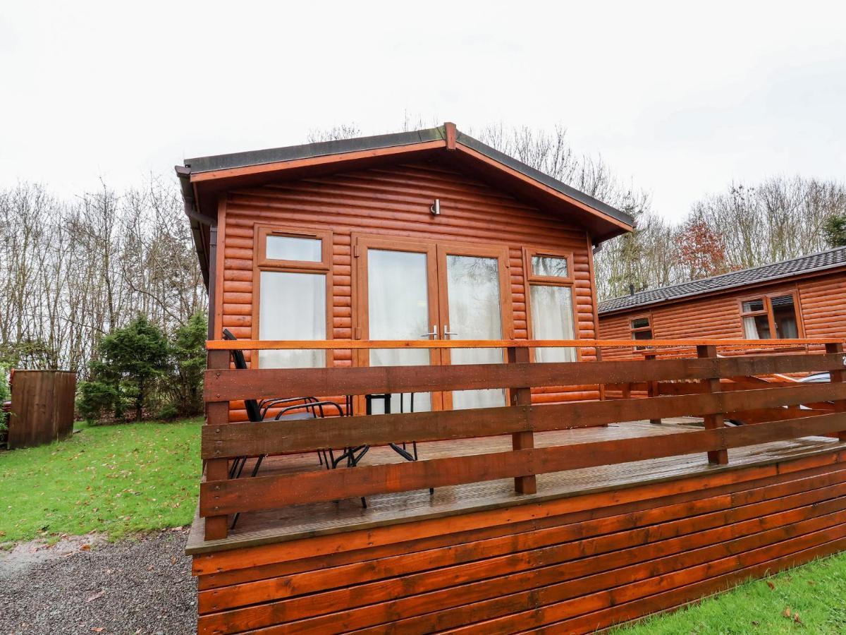 Oak Lodge Hadnall Exteriör bild